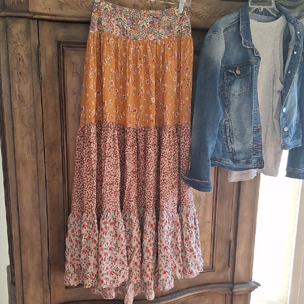 NATURAL LIFE  Floral Maxi Skirt